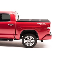 Extang 14-16 Toyota Tundra (6.5ft) (Works w/o Rail System) Solid Fold 2.0