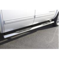 Lund 15-17 Chevy Colorado Crew Cab 4in. Oval Straight SS Nerf Bars - Polished